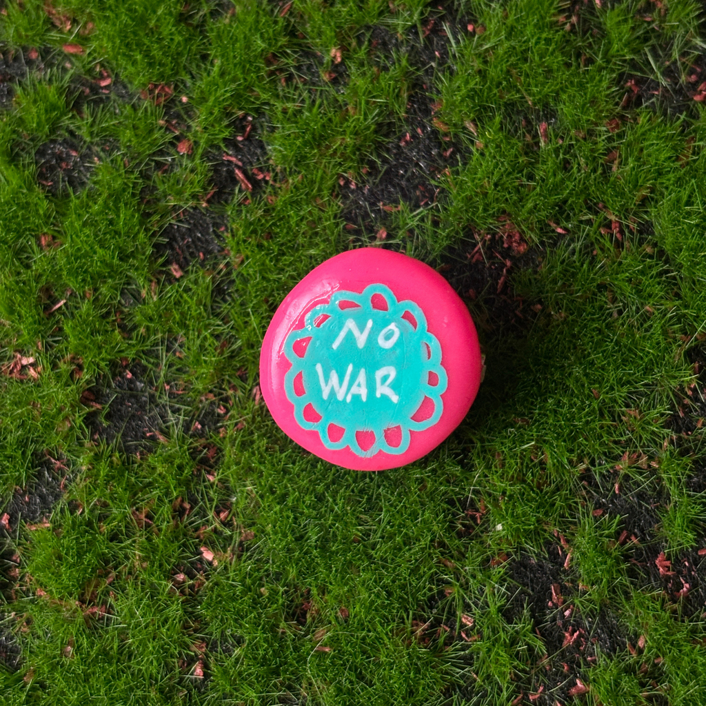 no war pins