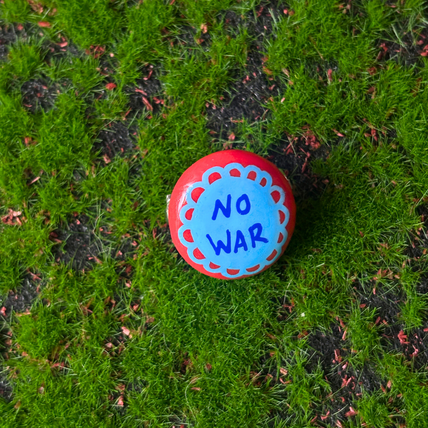 no war pins