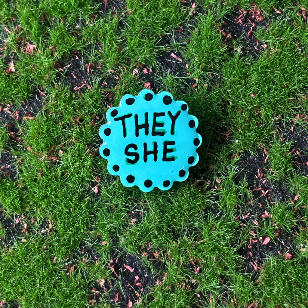 pro-noun pins